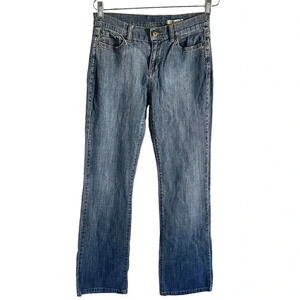 Stamp 10 jeans women's size 6 med wash straight leg
